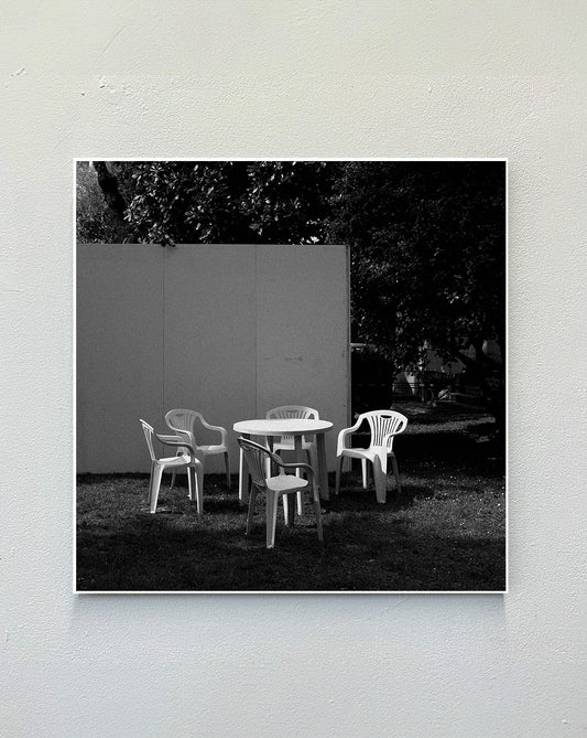 chairs_talk